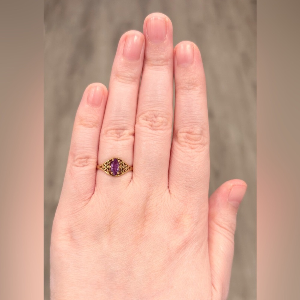 Vintage 10K Gold Lab Created Purple Sapphire Ring: Marquis Filigree Size 6.75 - Picture 10 of 12